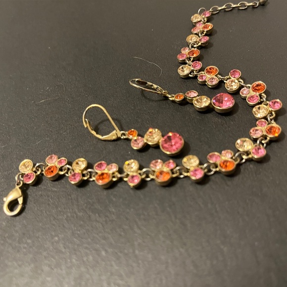 Beautiful bracelet & earring set Gold with rose gold and pink colors stunning - Picture 2 of 3